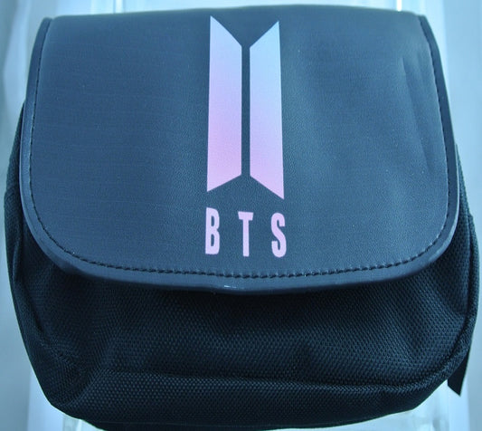 BTS PURSE CLUTCH BAG BTS WORLD TOUR LOVE YOURSELF PINK PASTEL BTS DOORS POUCH OFFICIAL MERCHANDISE