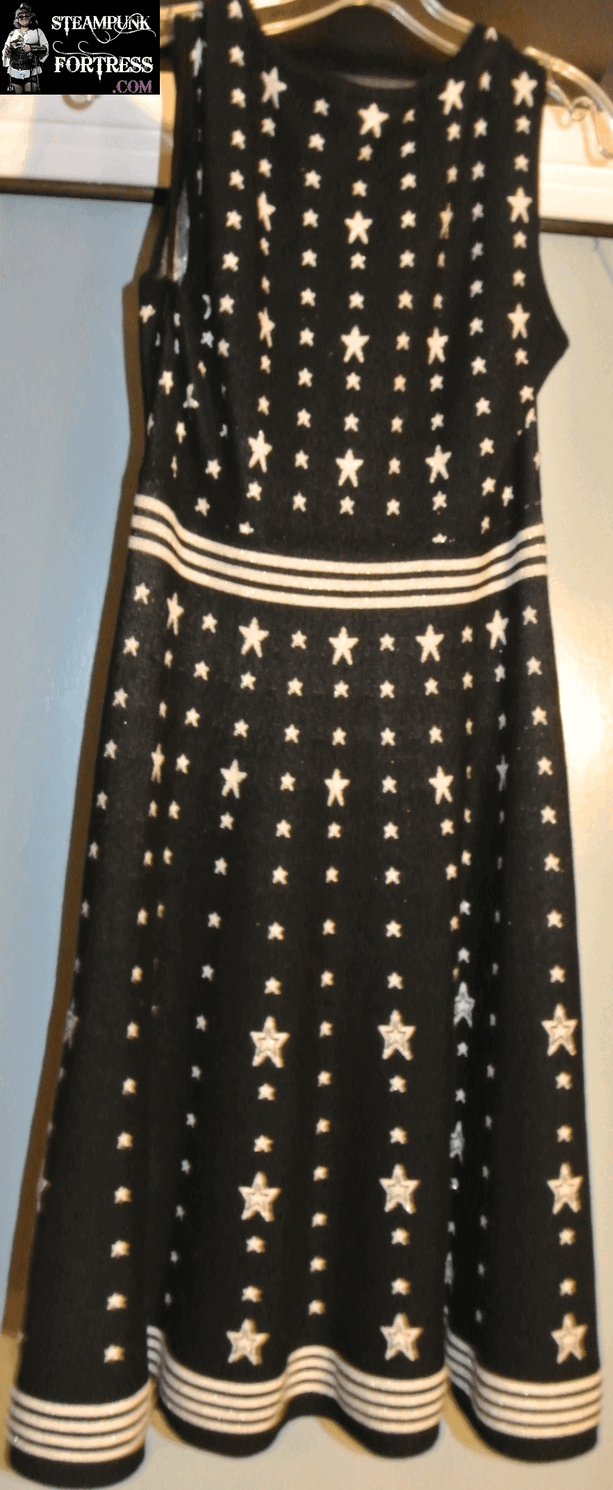 TORRID BLACK WHITE STARS SKATER SLEEVELESS DRESS NWOT SIZE 1 XL EXTRA LARGE STRETCHY FABRIC
