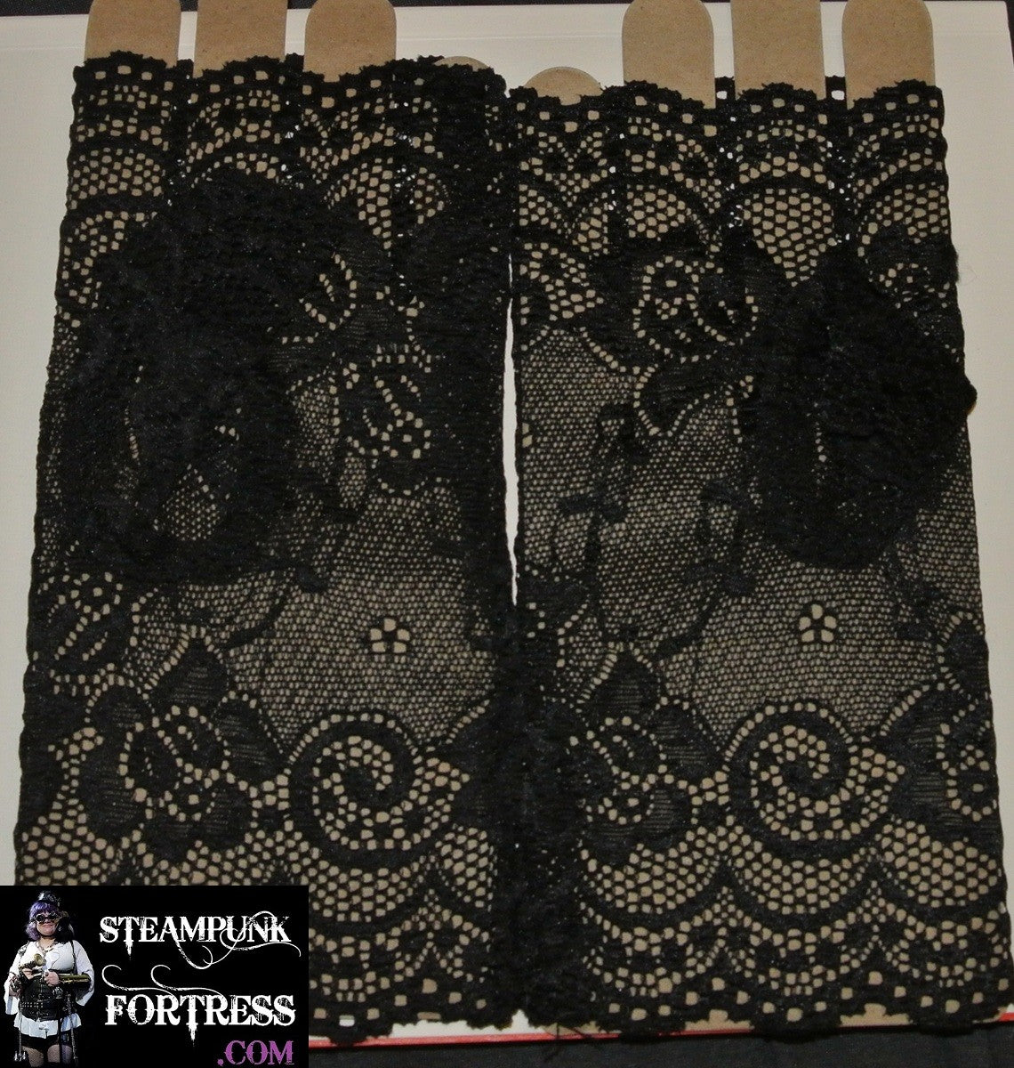 BLACK WRIST LENGTH LACE FINGERLESS GLOVES 80S COSPLAY COSTUME HALLOWEEN- MASS PRODUCED