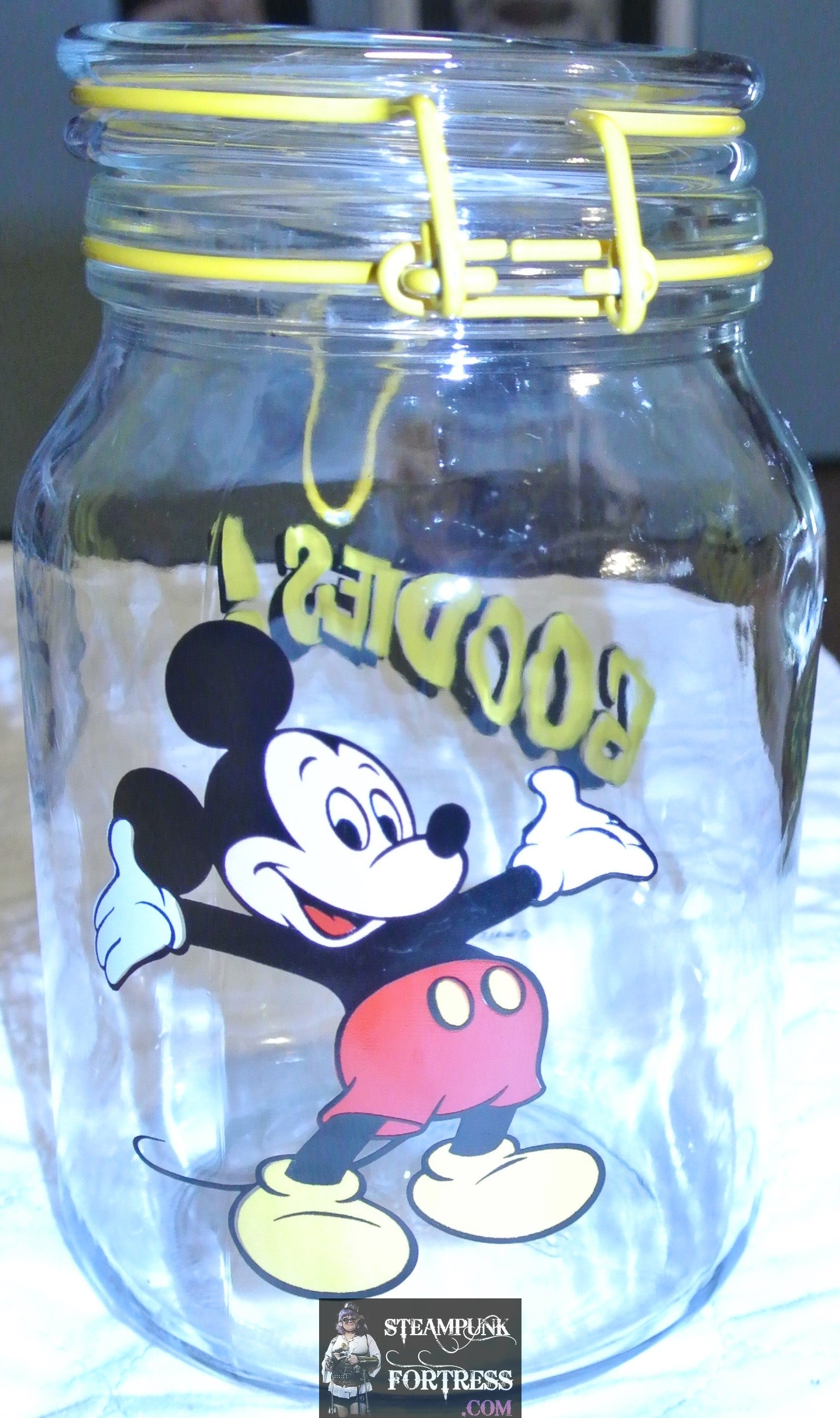 VINTAGE WALT DISNEY MICKEY MOUSE GOODIES COOKIE MASON JAR YELLOW CLOSURE OFFICIAL