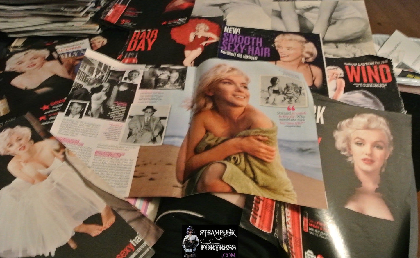 MARILYN MONROE MAGAZINE CLIPPINGS LOT 4.5 OUNCES OZ 2 BLACK AND WHITE POSTERS