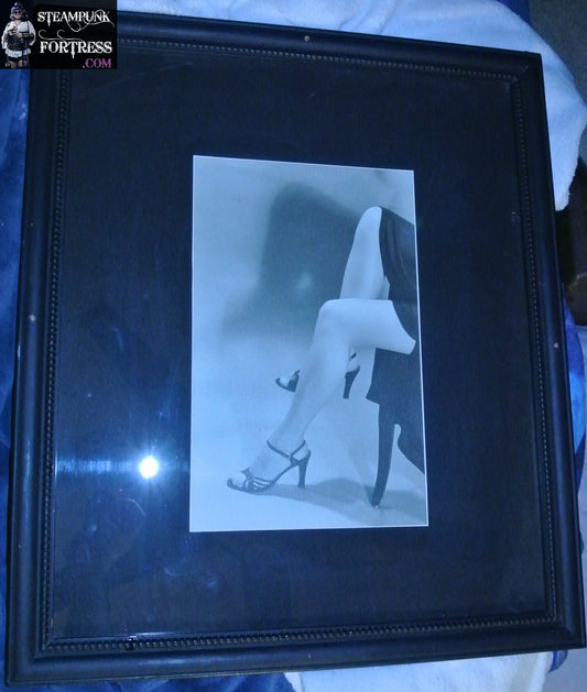 VINTAGE FRAMED 18" X 21" LEG ART PHOTO ART DECO 1930S 1940S MAURICE SEYMOUR STYLE