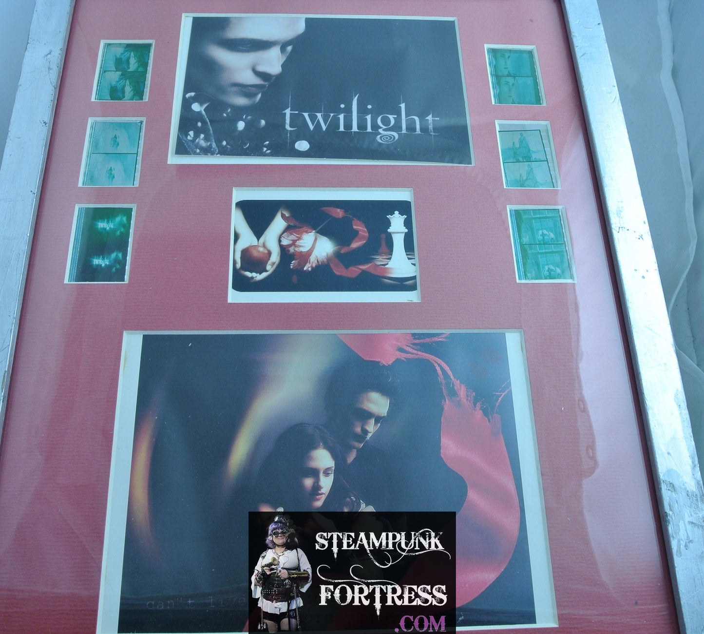*RARE* TWILIGHT BOOK COVERS GENUINE FILM CELLS PHOTOS FRAMED MATTED EDWARD BELLA RED RIBBON