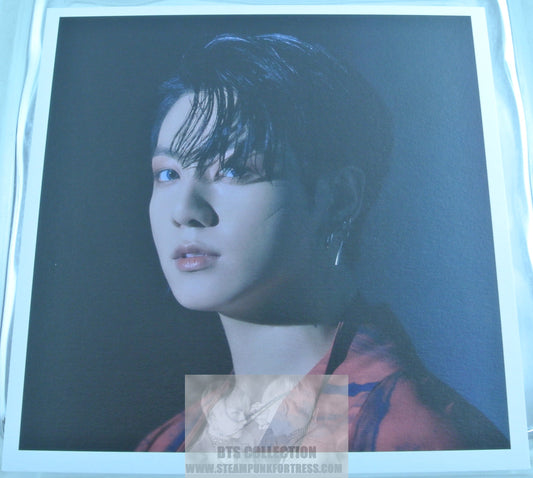 BTS JUNGKOOK JEON JUNG-KOOK MAP OF THE SOUL ON:E ONE CONCEPT BOOK SQUARE POSTCARD PHOTOCARD PHOTO CARD EXCLUSIVE LIMITED EDITION WITH BOOK SET ONLY NEW OFFICIAL MERCHANDISE