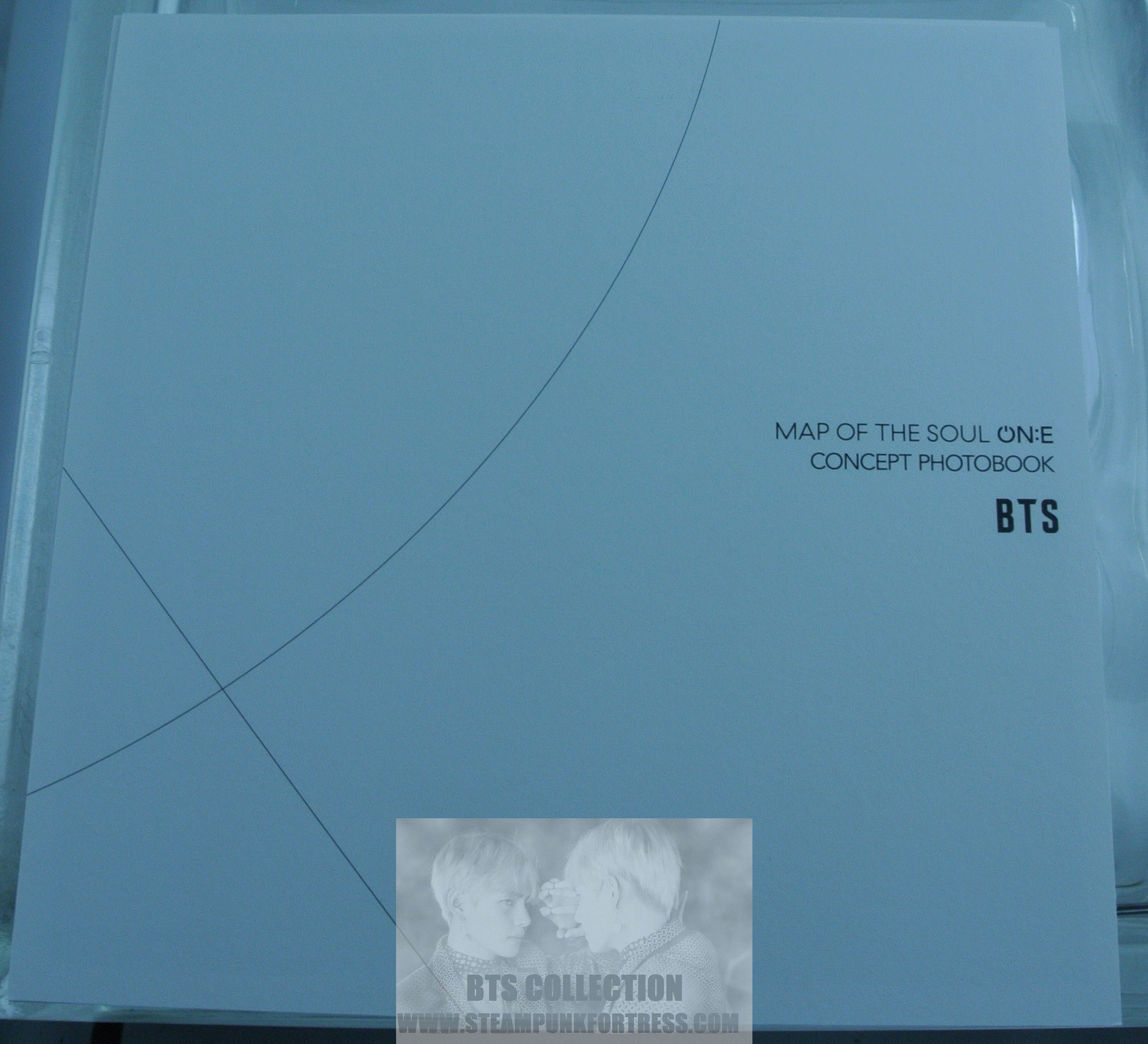 BTS MAP OF THE SOUL ON:E CONCEPT PHOTOBOOK SPECIAL SET WITH shops TAEHYUNG PHOTOCARDS