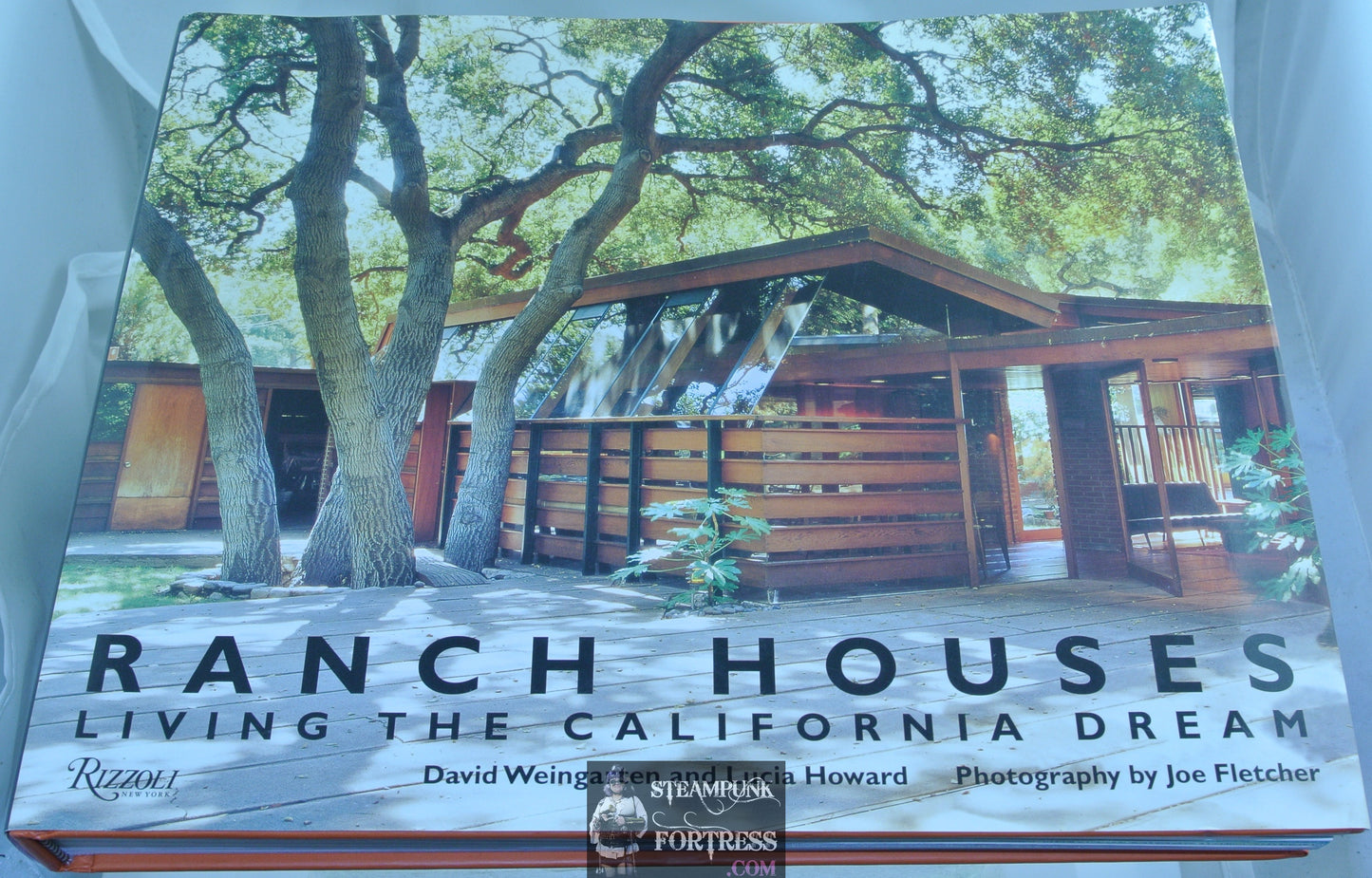 RANCH HOUSES LIVING THE CALIFORNIA DREAM MID CENTURY MODERN MID-CENTURY HOUSES HOMES DESIGN HOME HARDCOVER DUST JACKET GOOD DAVID WEINGARTEN