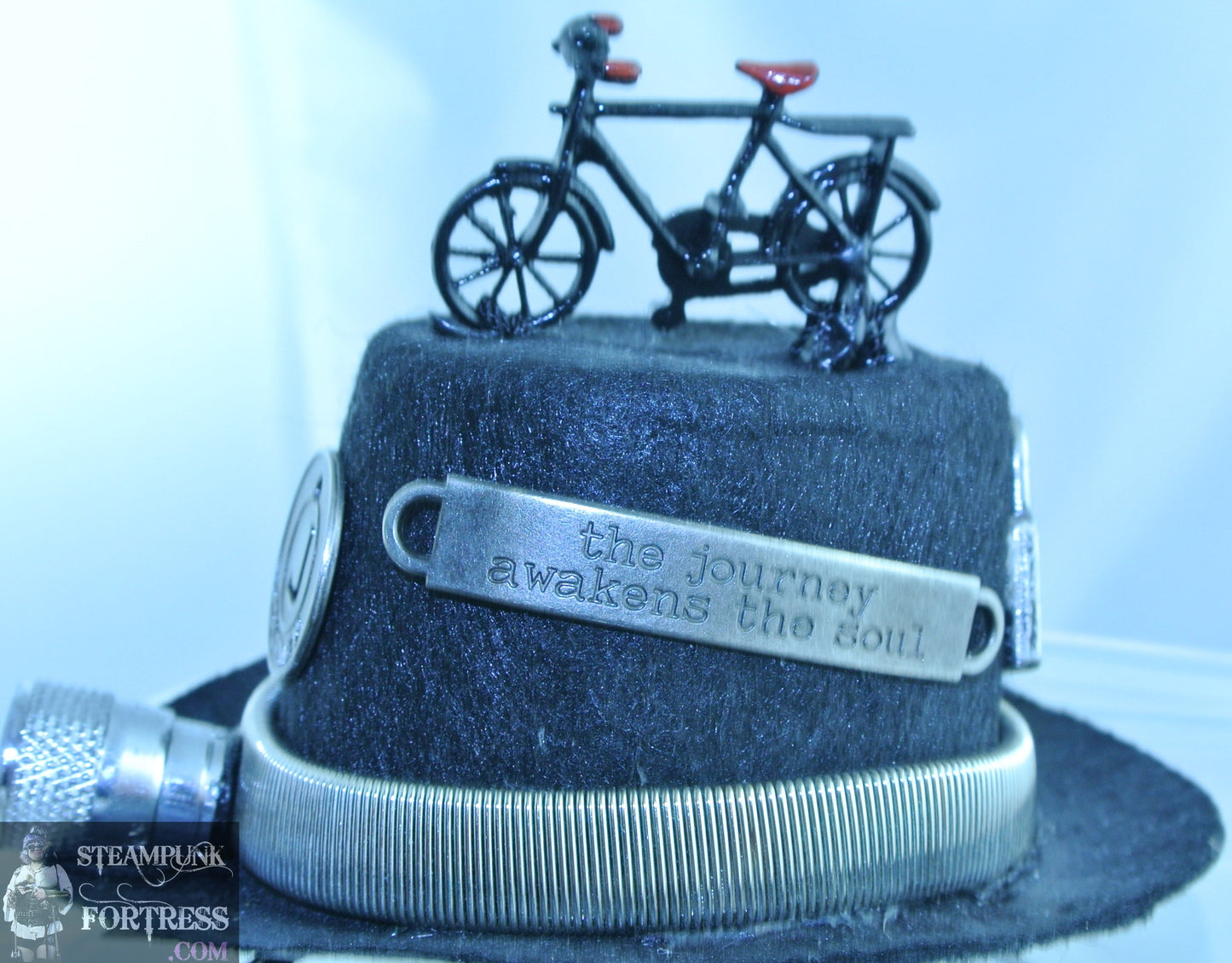 BLACK SILVER LOCK KEY WORD STICK JOURNEY TOKEN WINGS BICYCLE TOP HEAD LIGHT SILVER STRETCH BAND XS EXTRA SMALL MINI TOP HAT STARR WILDE STEAMPUNK FORTRESS
